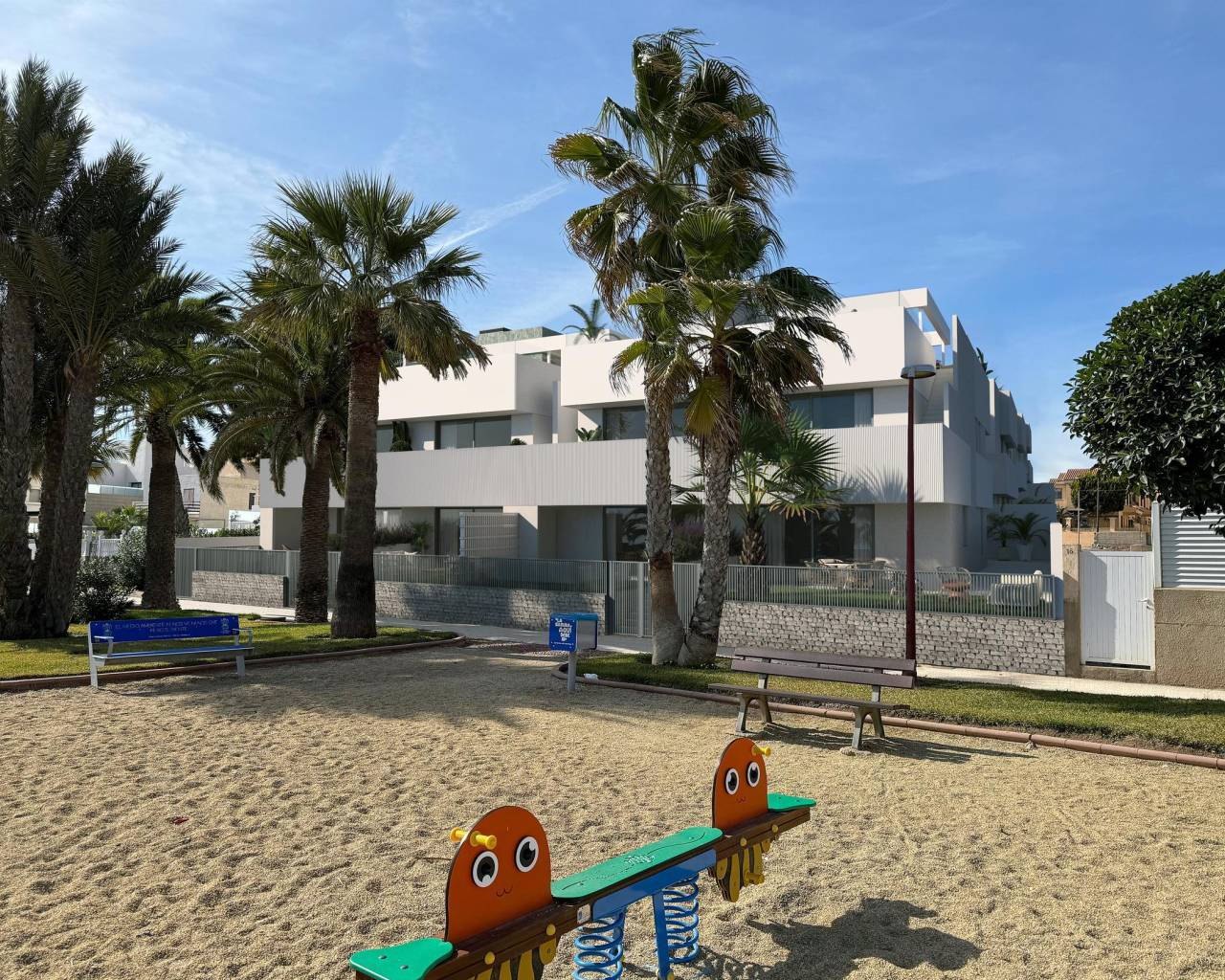 Piso en venta en Las Colinas Golf Resort